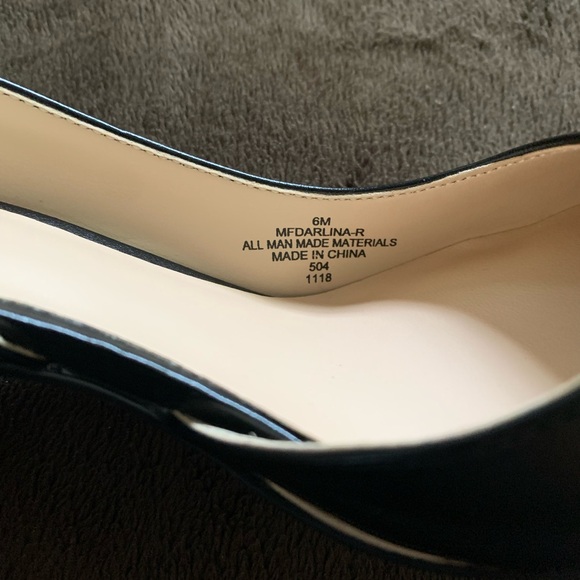 New Marc Fisher pump - Picture 4 of 7